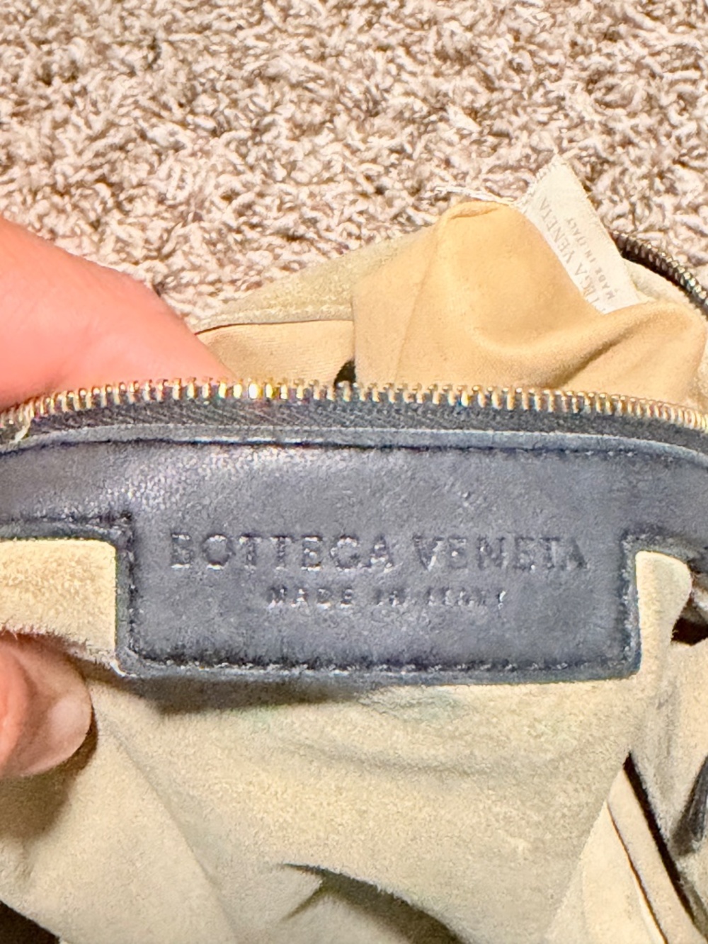Bottega Veneta Intrecciato Hobo Bag - Picture 7 of 10